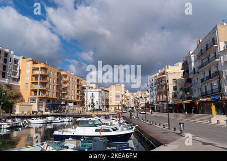 Küstenstadt L'Ametlla de Mar Spanien Costa Dorada nördlich von L`ampolla und dem Ebro-Delta in der Provinz Tarragona Katalonien Stockfoto